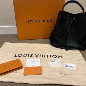 Authentic Louis Vuitton Empreinte Neo Noe MM Black Leather Shoulder Bag